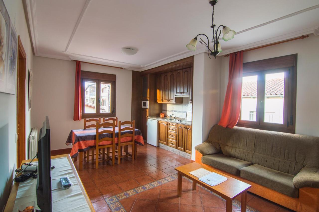 Apartamentos Rurales El Prado Pinofranqueado Extérieur photo